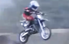 crash saltos motocross