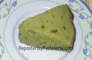 Peceta del Pastel de Aguacate y Nuez