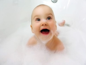Recomendaciones para el baño de un bebé