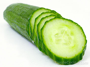Cómo escoger los pepinos para las ensaladas de dieta