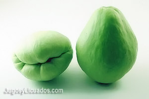 Jugo de Pera, Pepino y Chayote para una Buena Circulación