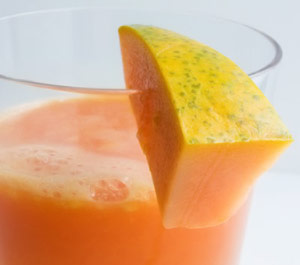 Jugo de Manzana, Papaya y Limón para Colitis