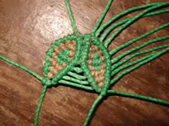collar Collar en técnica de macramé